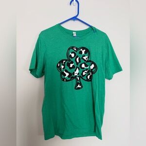 Women’s Green T-Shirt with Shamrock Design L